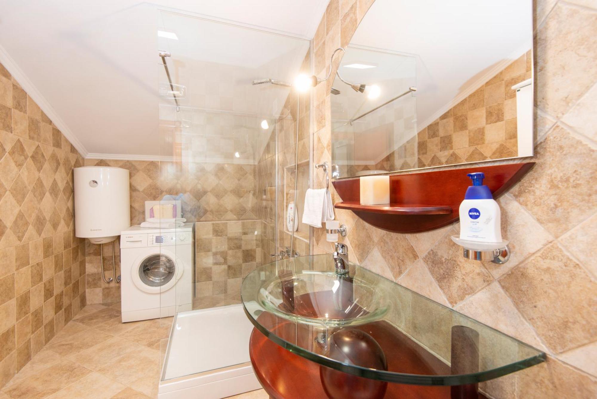 Apartment Ena With Amazing Sea View Kotor Buitenkant foto